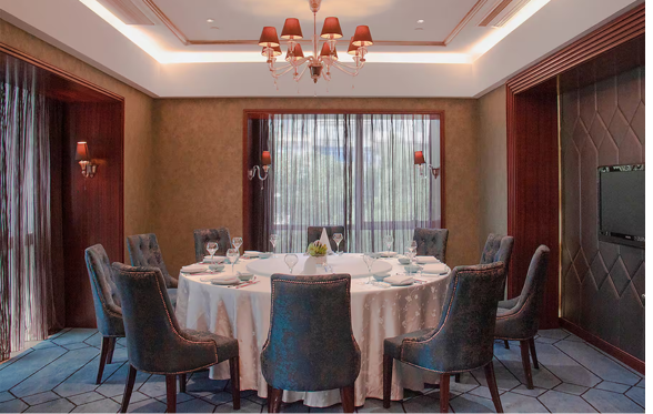 Wyndham Grand Plaza Royale Furongguo Changsha or Similar 