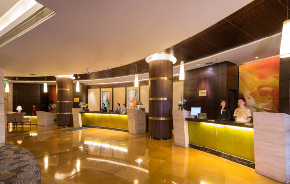 Howard Johnson by Wyndham Pearl Plaza Wuhan or Similar