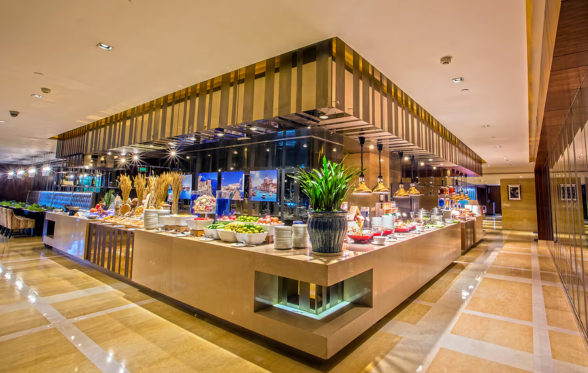 Wyndham Grand Plaza Royale Furongguo Changsha or Similar 