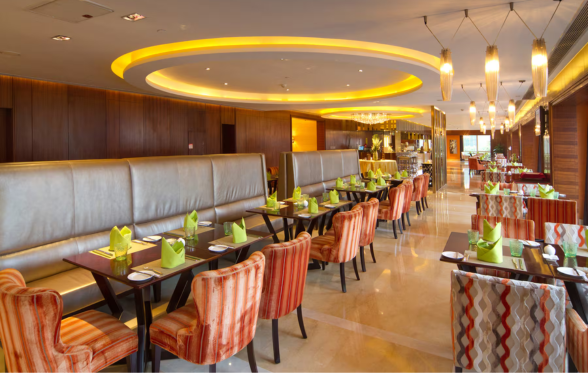 Wyndham Grand Plaza Royale Furongguo Changsha or Similar 