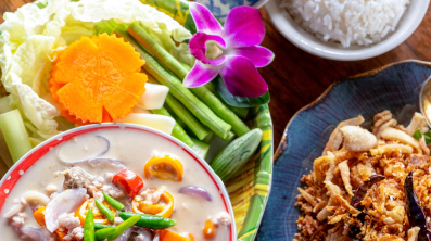 Ayutthaya Dinner by Tuk-Tuk (min. 8 pax)
