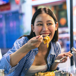 Chiang Rai Evening Escape – Scenic Views, Dinner & Night Market