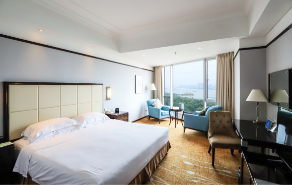 Howard Johnson by Wyndham Pearl Plaza Wuhan or Similar