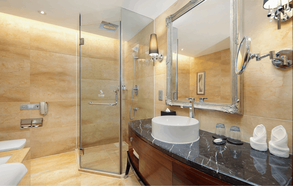 Wyndham Grand Plaza Royale Furongguo Changsha or Similar 