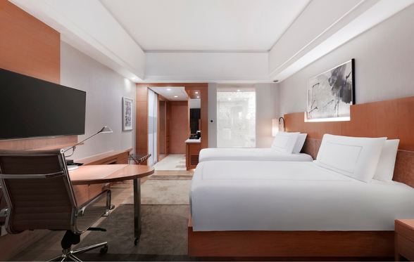 Swissotel Grand Shanghai or Similar