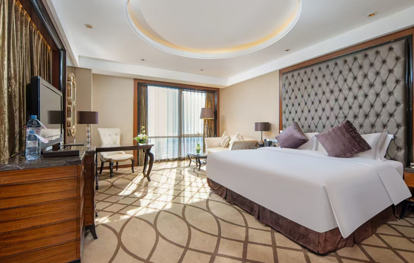 Wyndham Grand Plaza Royale Furongguo Changsha or Similar 